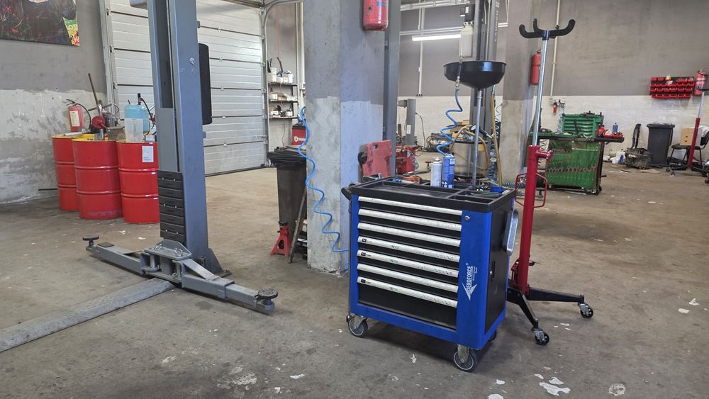 Продаж ДІЮЧОГО СТО 350 кв.м. на 15 сотках