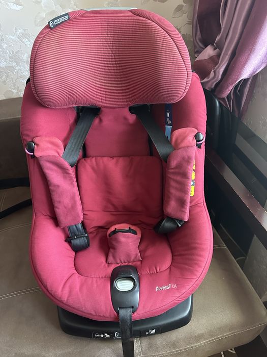 Автокресло maxi cosi assix fix