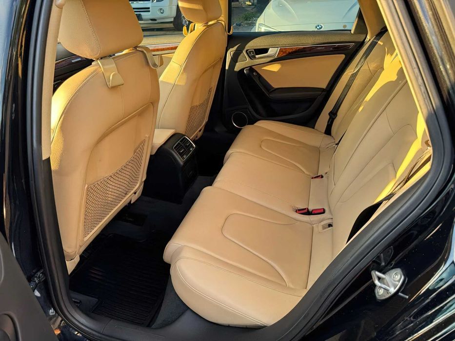 Audi A4 quattro Premium Plus      2014