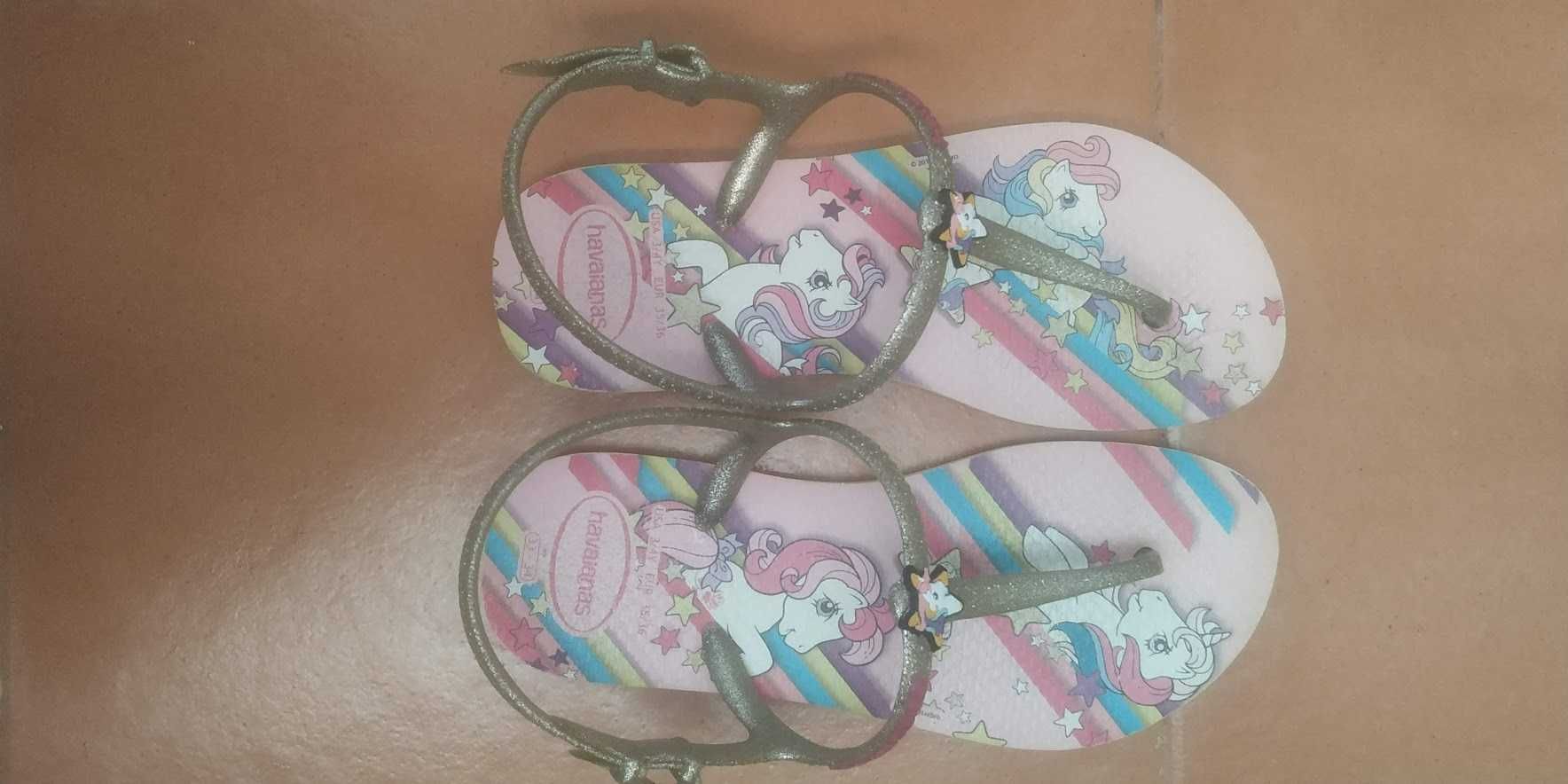 Sandálias de menina havaianas unicórnio