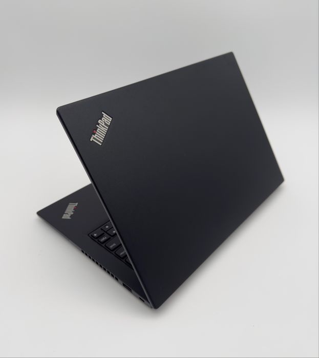 Lenovo ThinkPad X395 | Ryzen 5 PRO | 16GB | 512GB SSD | 1 ANO GARANTIA