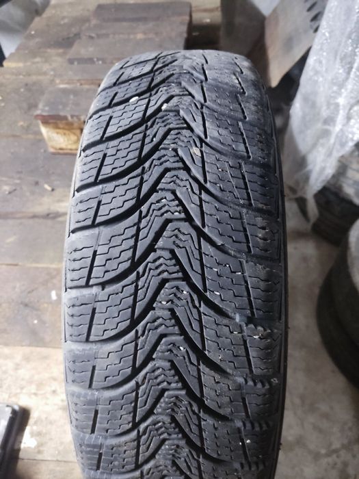 Продам зимову гуму 175x65 r14