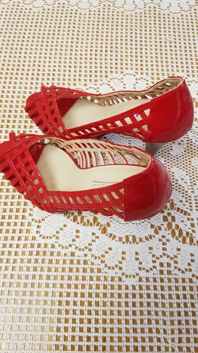 Szpilki Anne Michelle 39rozm.