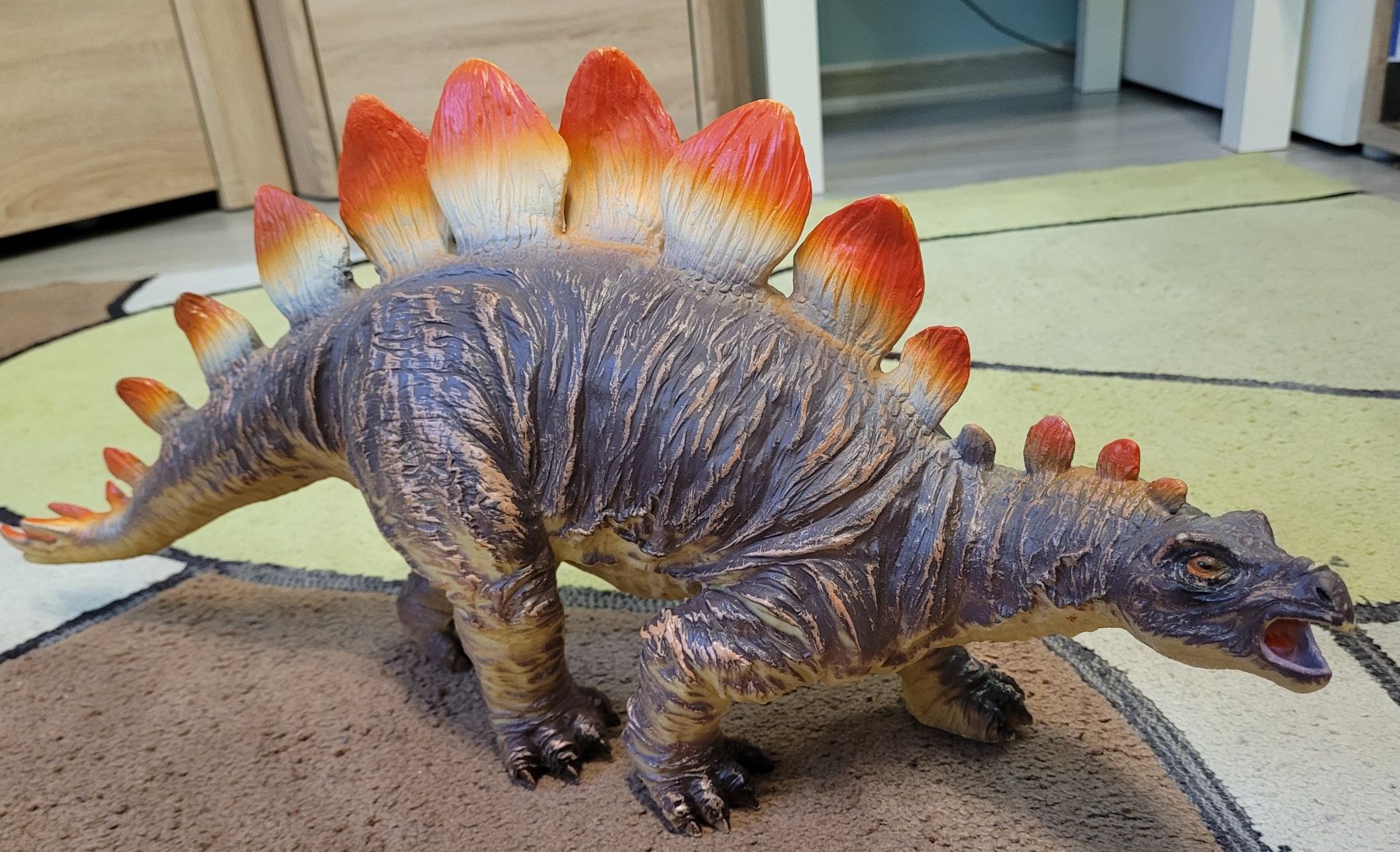 Duże figurki dinozaur trex Ok 30 cm wys długie nawet 60cm