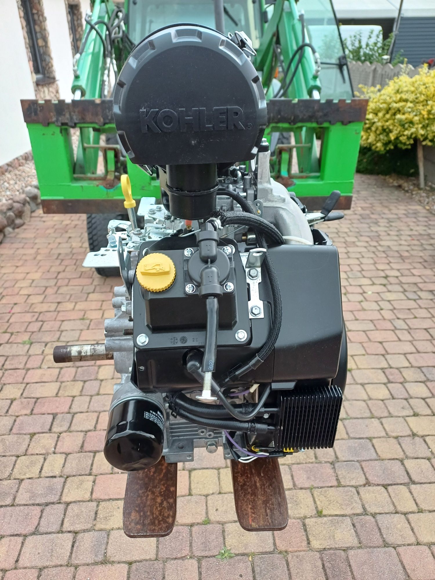 Silnik kohler commnd pro 27 hp 2023 rok poziomy wał