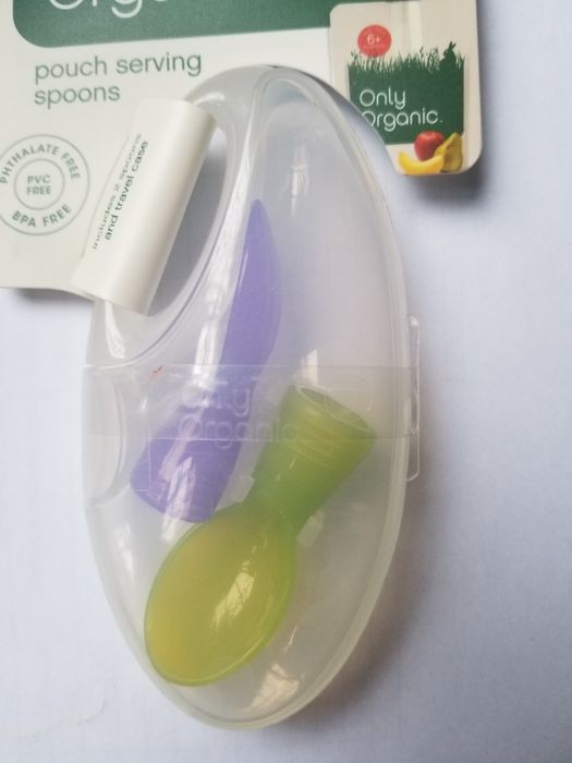 Ложка для кормления малыша прямо из пакета