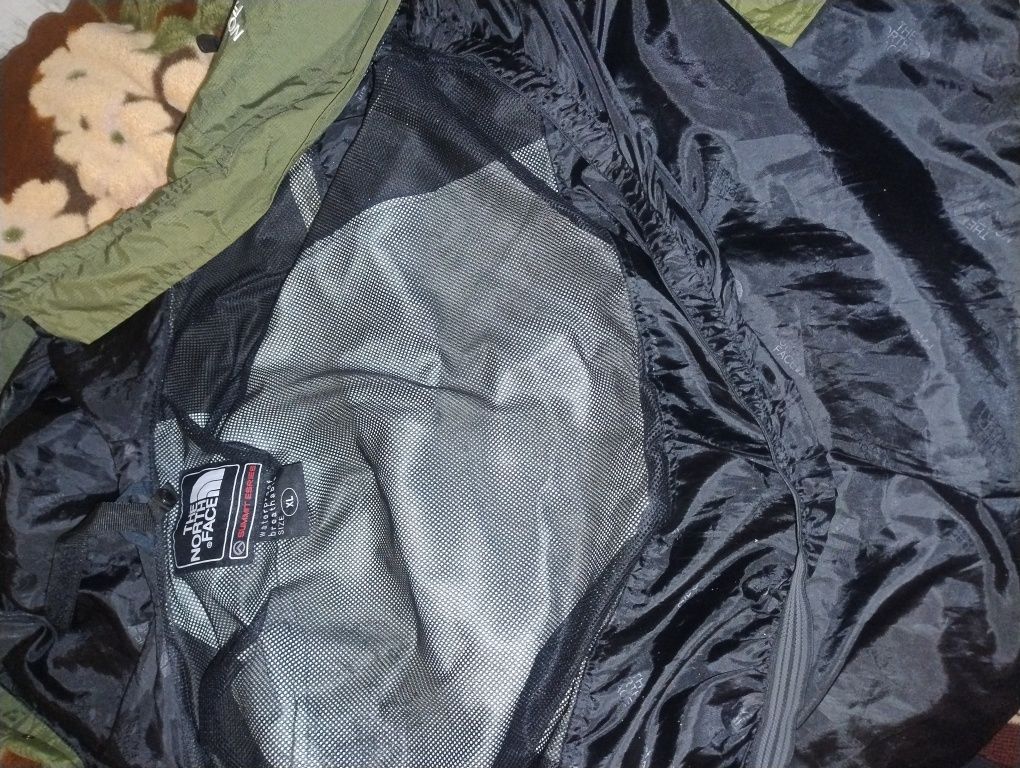 Вітровка чоловіча the North Face