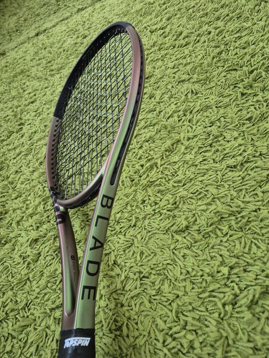Wilson blade v8 98 305g