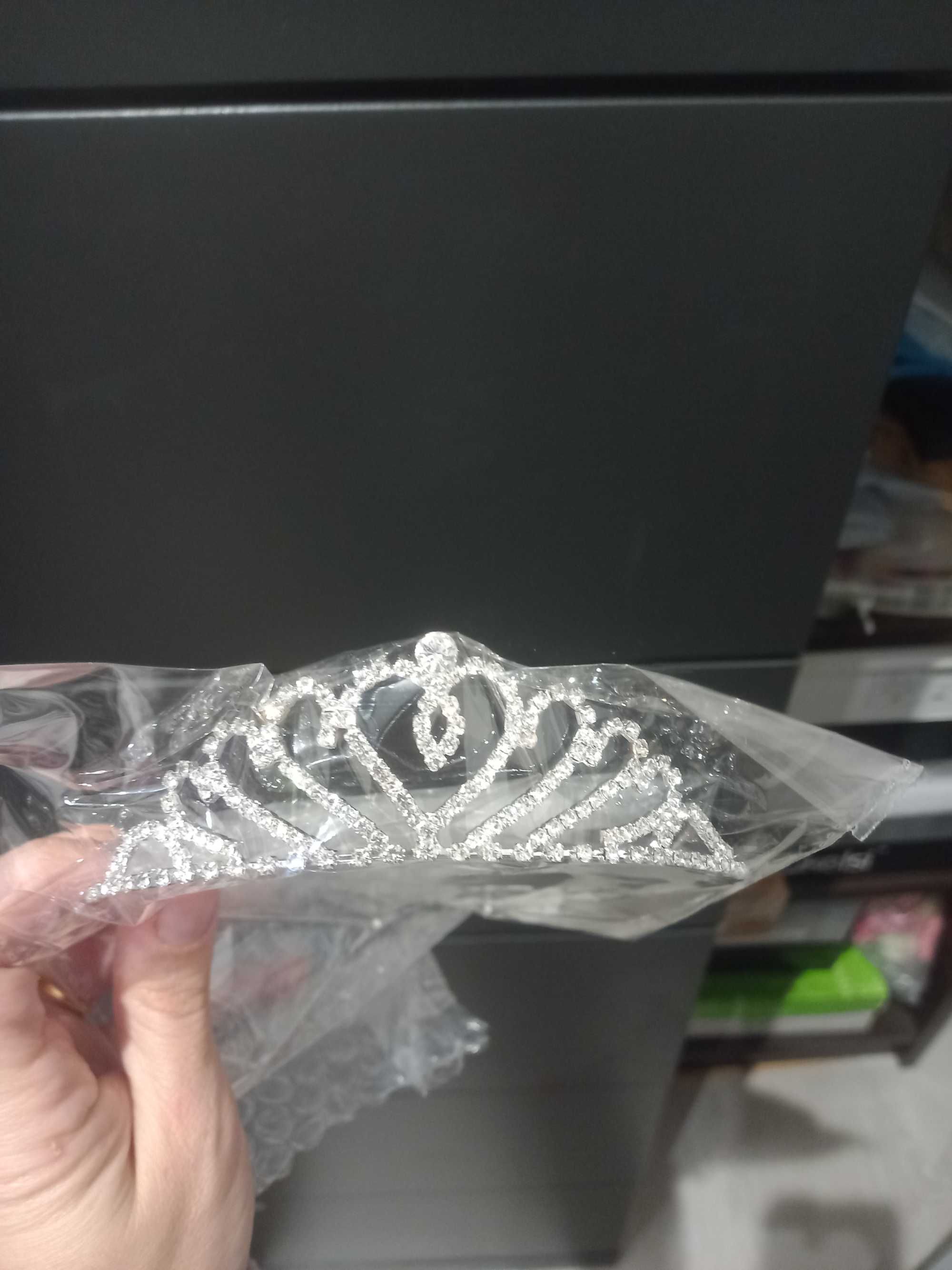 tiara nova de noiva