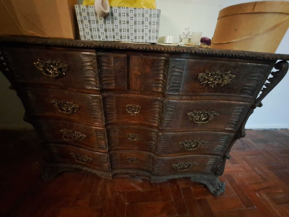 Cómoda estilo D. José castanho escuro