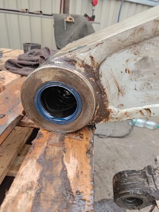 Mobilne wytaczanie, napawanie, tulejowanie koparek maszyn HDS