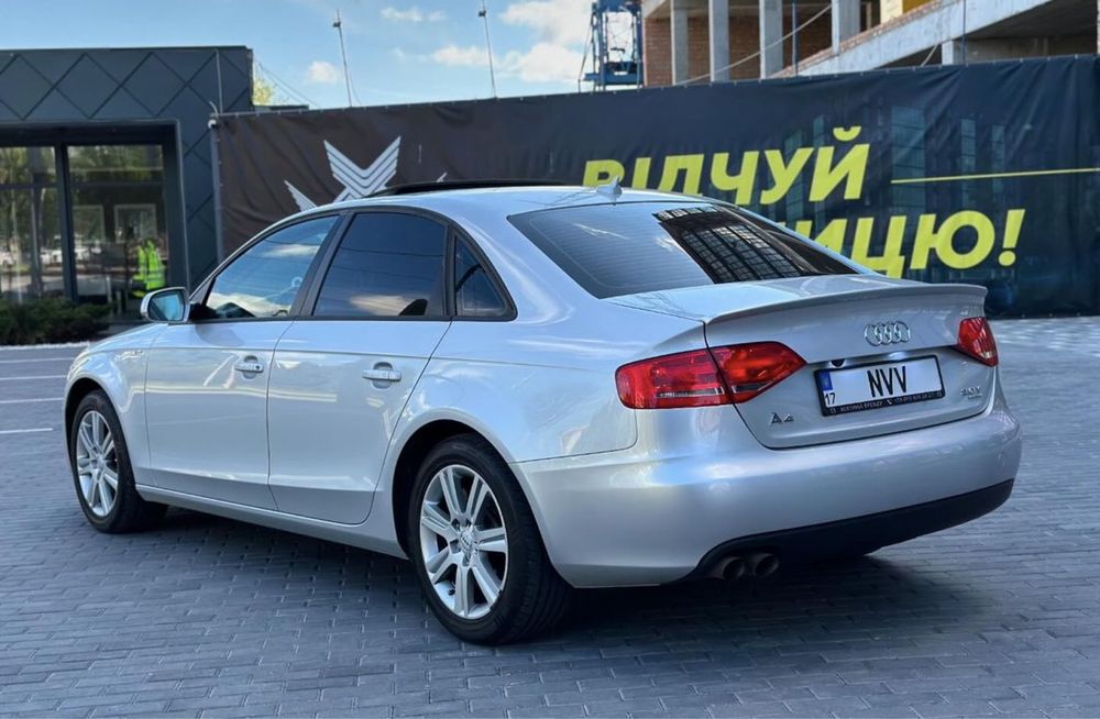 Продам ауди а4b8 Quattro 2011 року