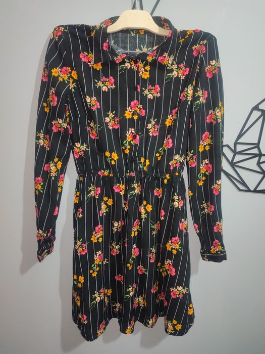 Elegancka krótka sukienka mini wiskoza Cropp XS