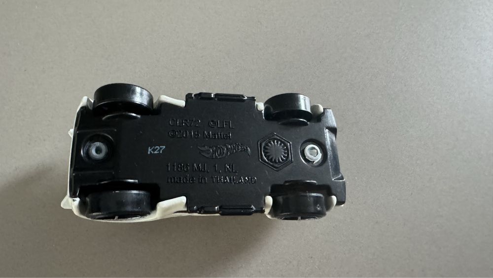 HOT WHEELS auto Szturmowiec  Star Wars FDJ70