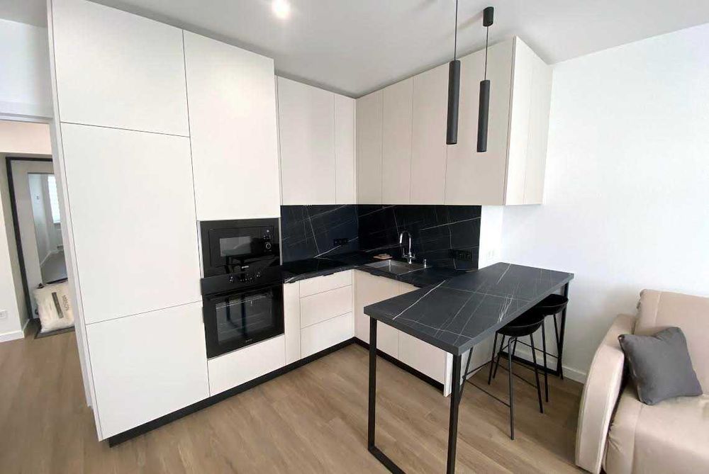 Продам 2х к.квартиру ,ЖК Сокольники, Професорська,18,70м2(код 15654)