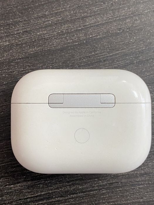 Кейс AirPods pro б/в