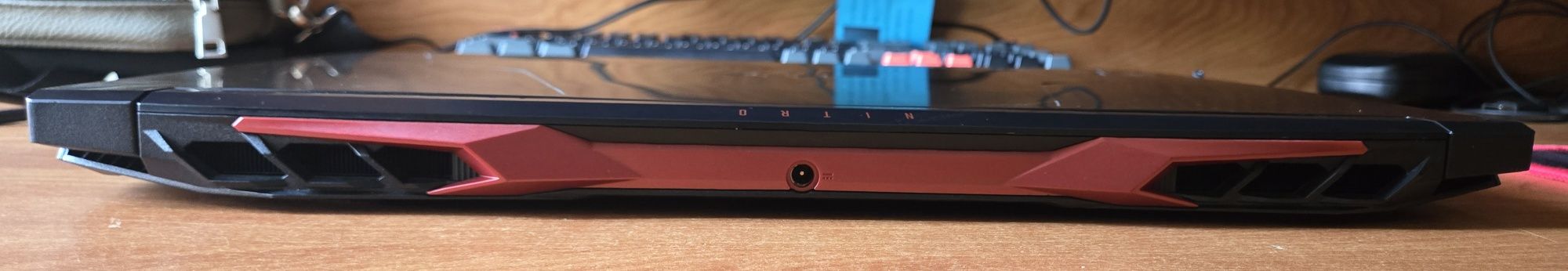 Acer Nitro 5 AN517-54-72