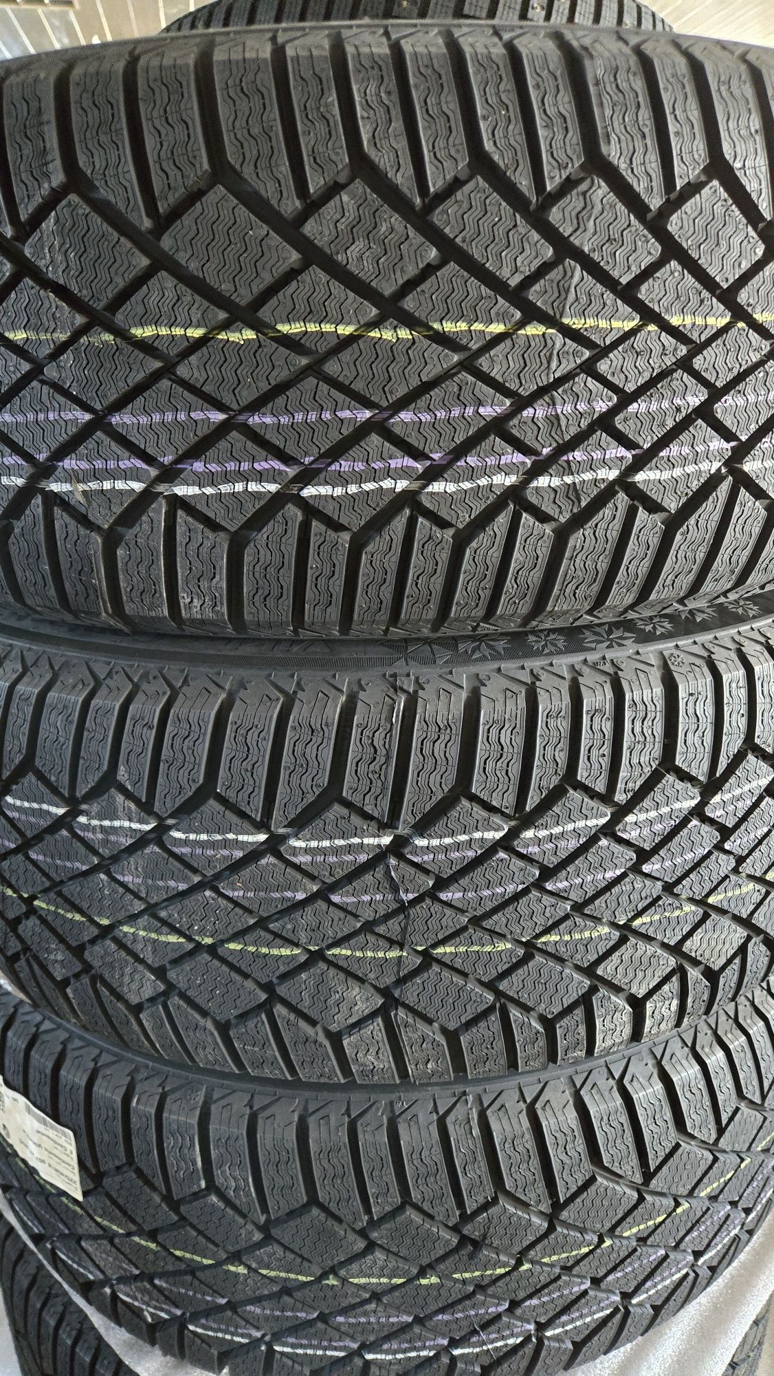 Nowe opony continental 225/45r18 viking 7 ssr