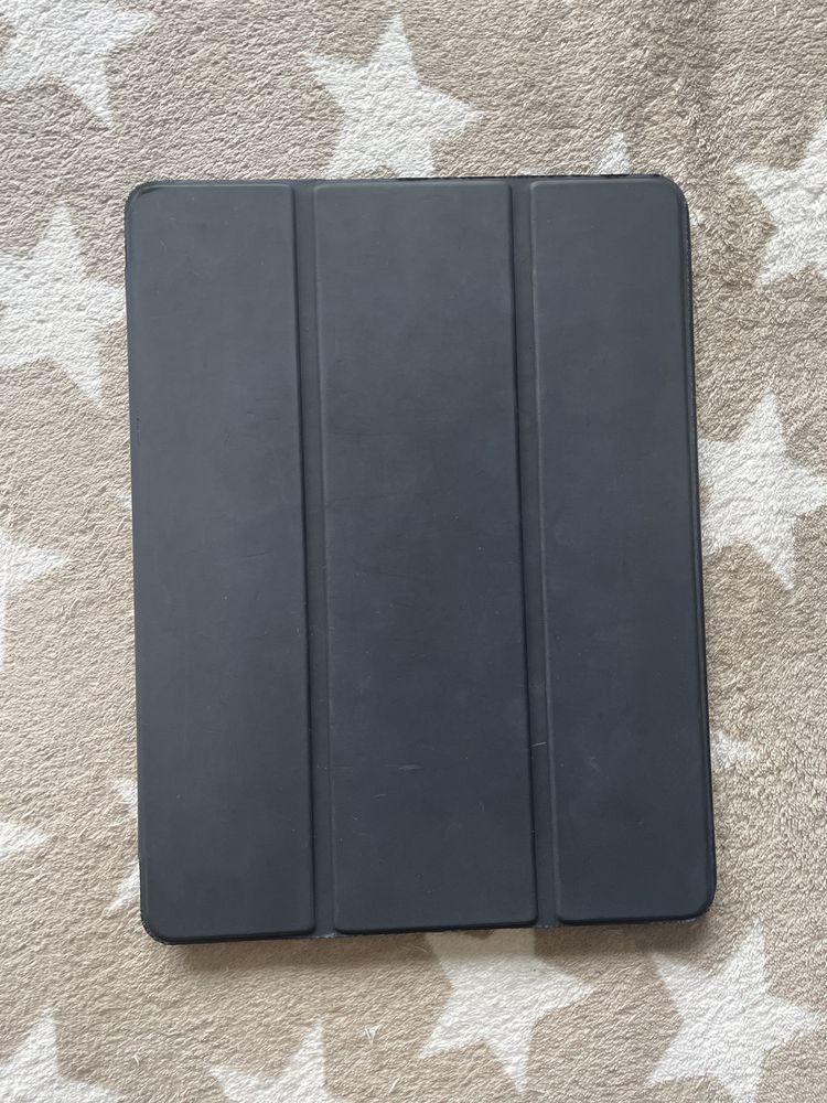 iPad 6 gen. 128GB z etui i rysikiem