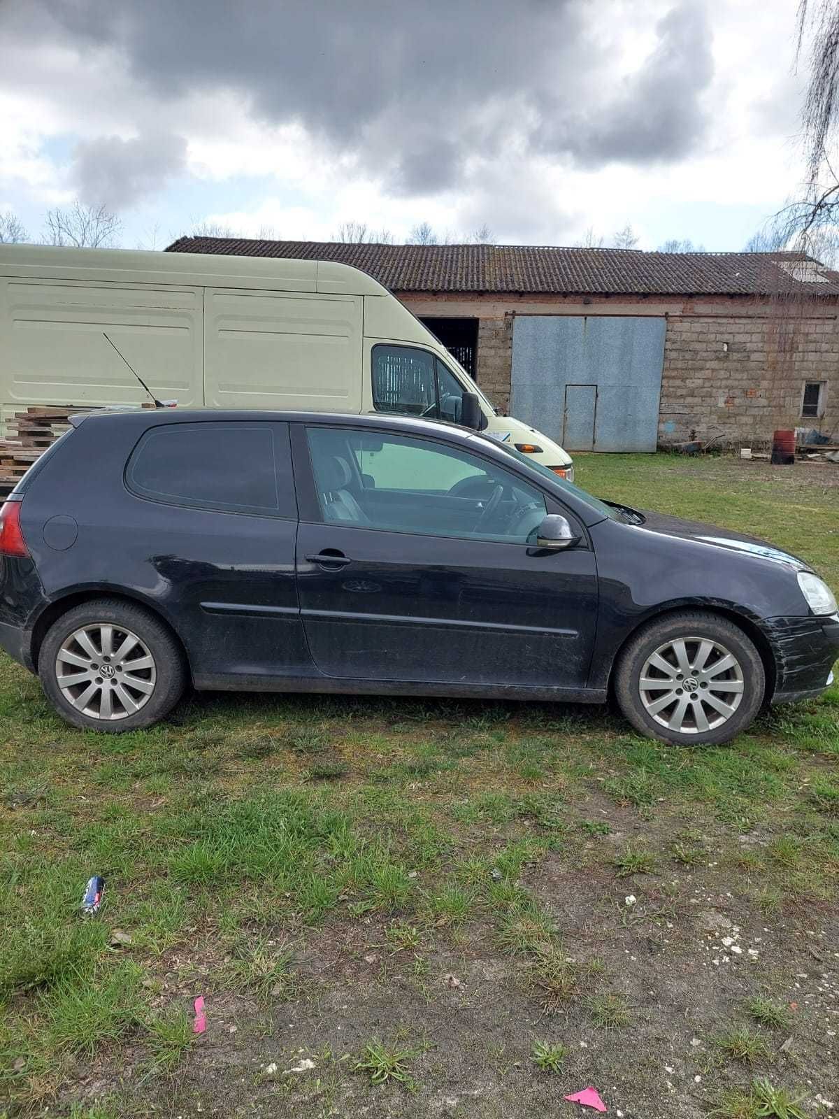 Samochód osobowy Volkswagen Golf V 2.0 SDI