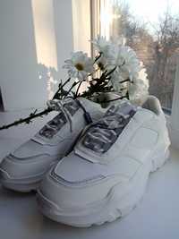 Reserved кросівки білі 38