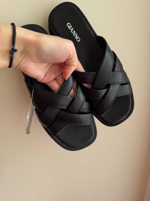 Шльопанці жіночі натуральна шкіра