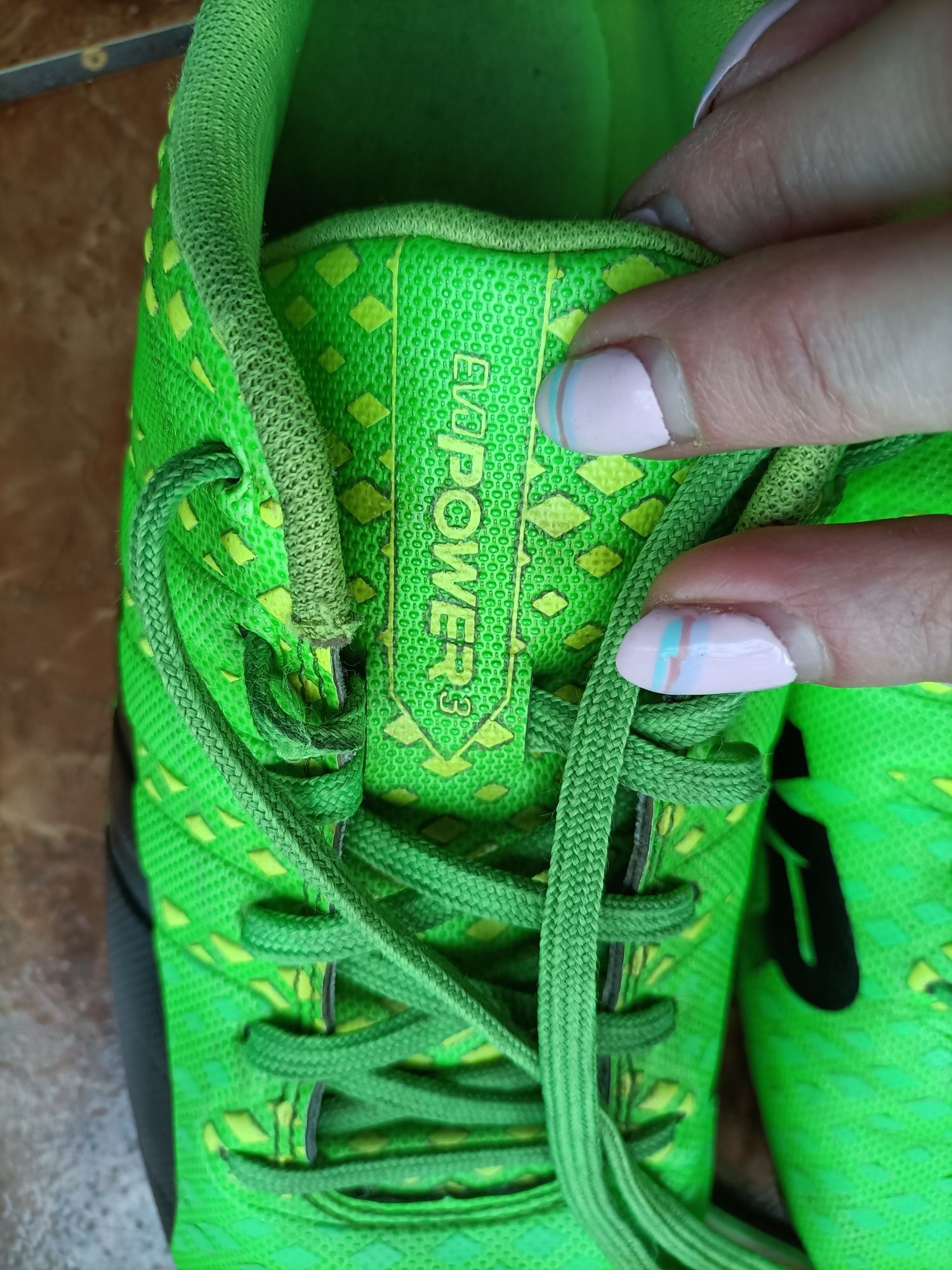 Buty piłkarskie korki Puma PWR rozmiar 42