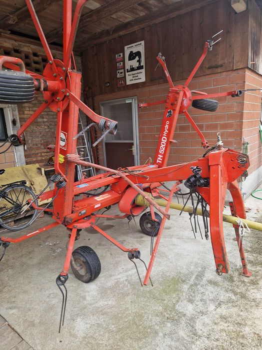 Przewracarka / Przetrząsarka Fella TH520