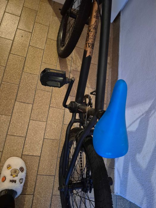 Bicicleta usada poucas vezes