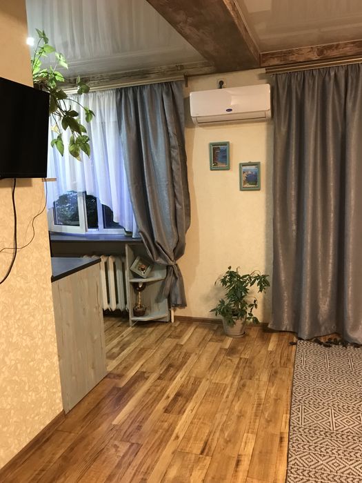 Квартира посуиочно, проспект, центр, документы