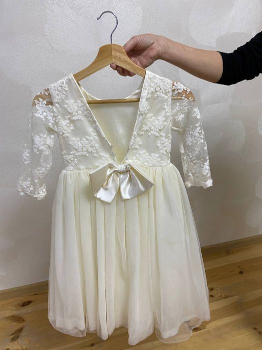 Нарядное платье.