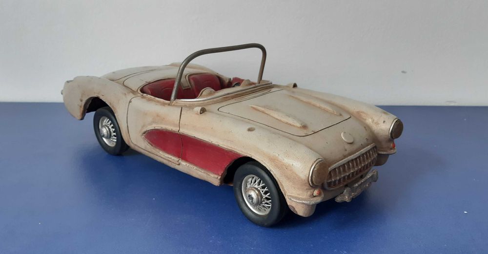 Corvette 57 escala 1:18 Artesanal