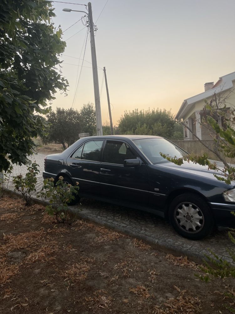 Mercedes c220d w202