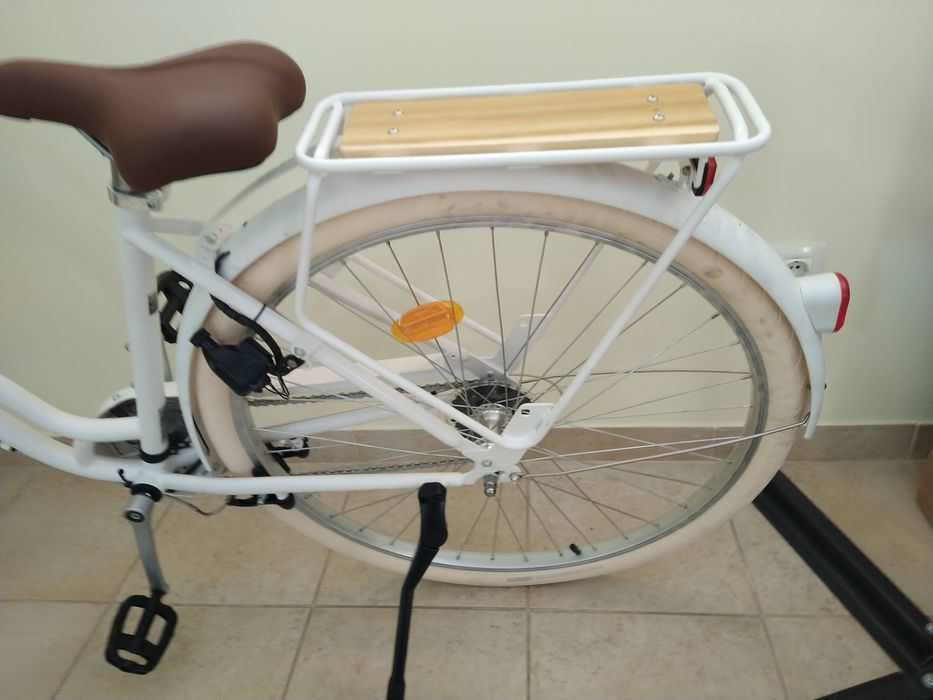 Bicicleta de cidade tipo Pasteleira modelo especial de senhora