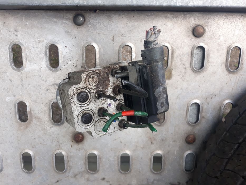 Opel Vivaro Trafic Primastar 01-14rok pompa abs