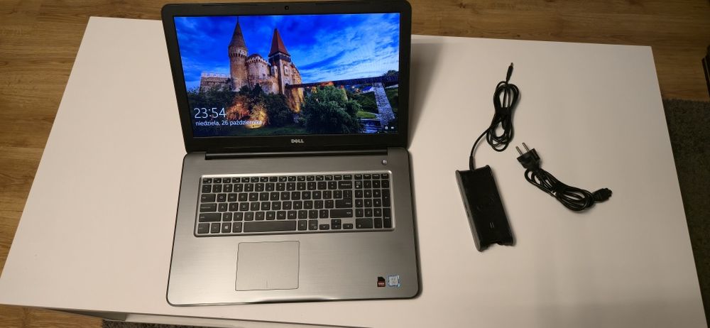 Dell Inspiron 5767 i7-7500U/16GB/SSD 512/Win10 Radeon R7 4GB 17,3 FHD