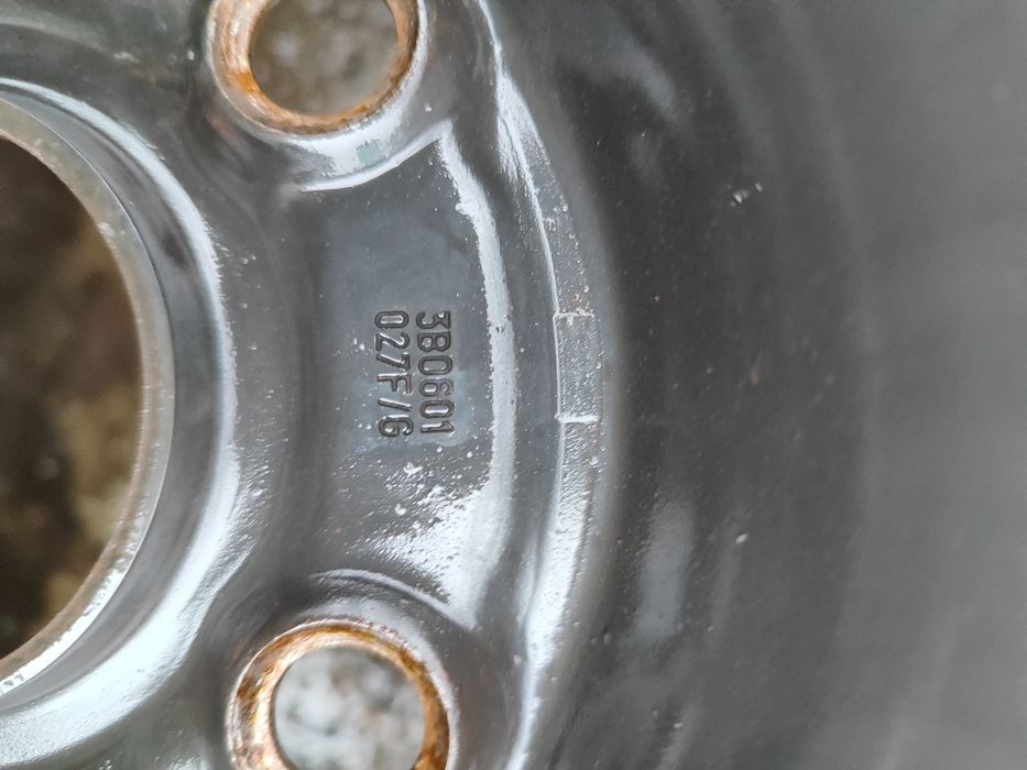 Продам комплект желізних дискив R16 5.112.