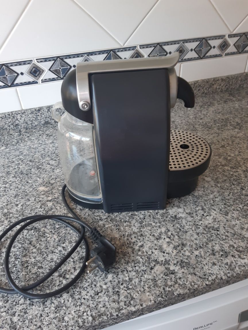 Máquina de café Nespresso Krups
