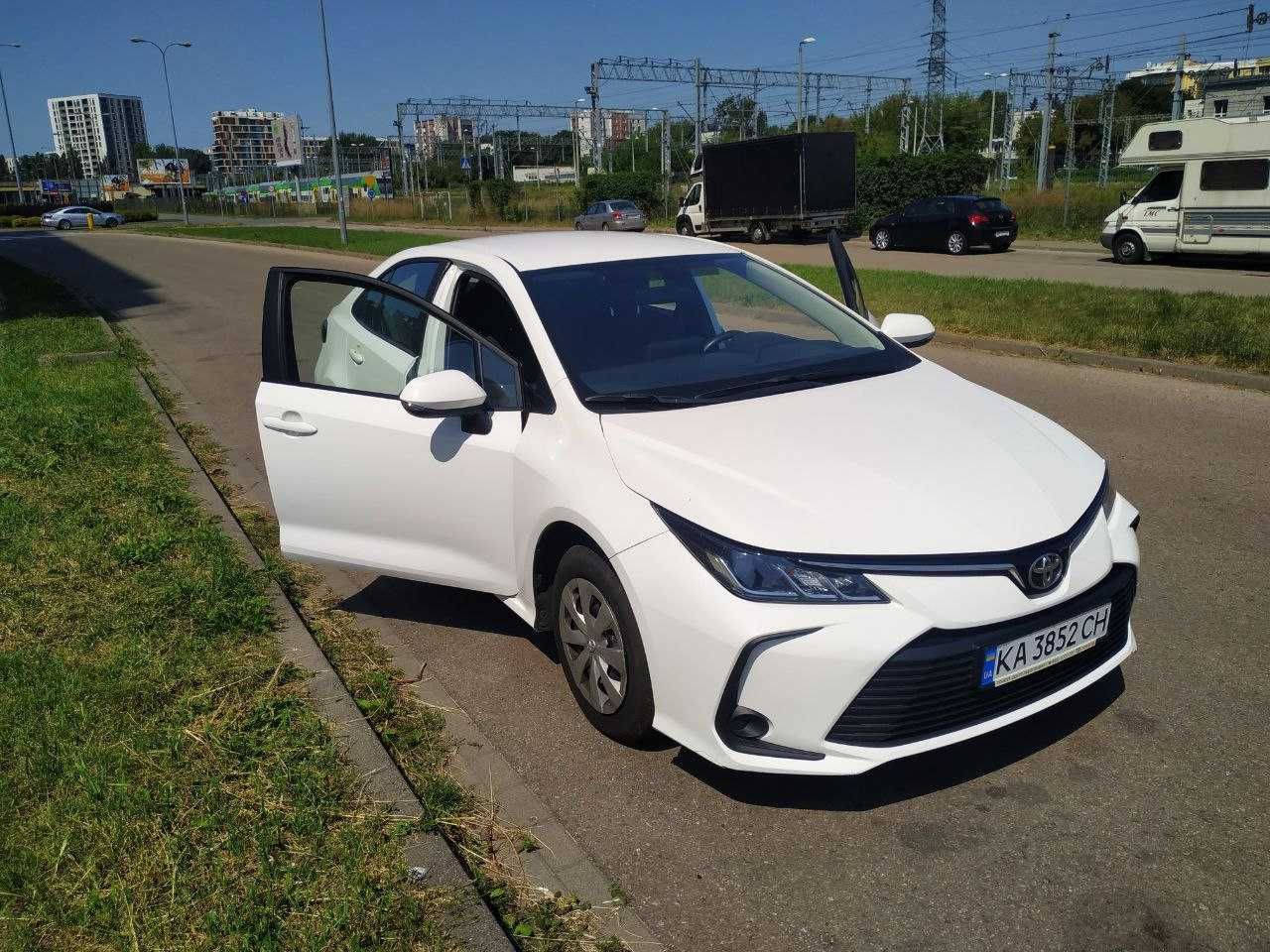 Аренда авто / Оренда авто Toyota Corolla АКПП (під будь-які потреби)