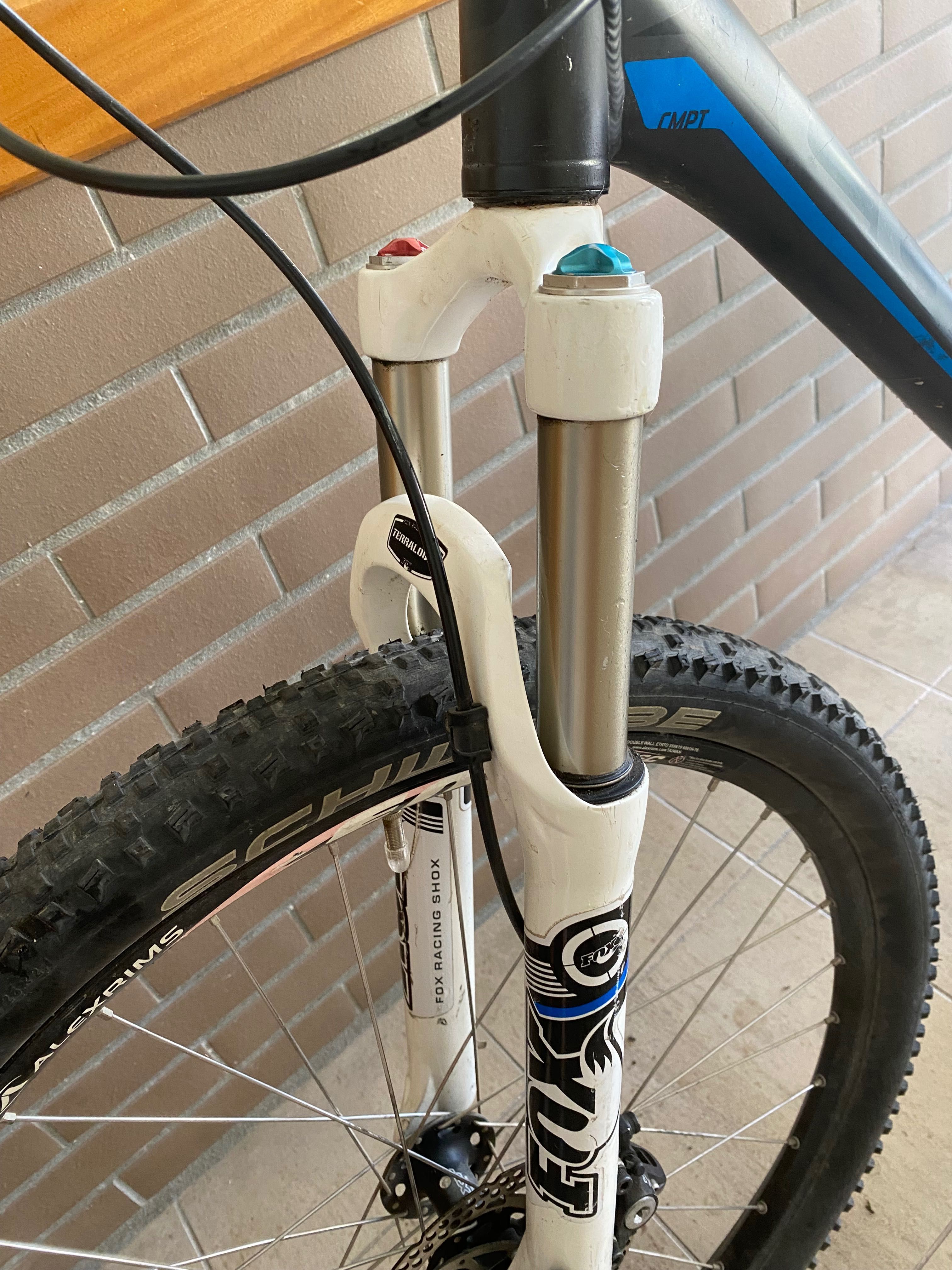 bicicleta cube+fox