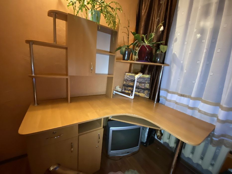 Комплект меблів для дитячої кімнати