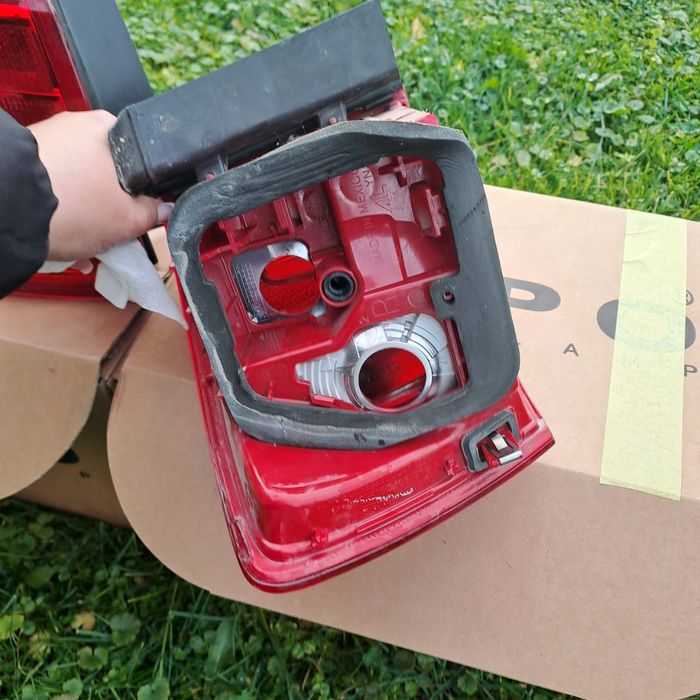 Задні стопи Jetta mk6 USA 2012