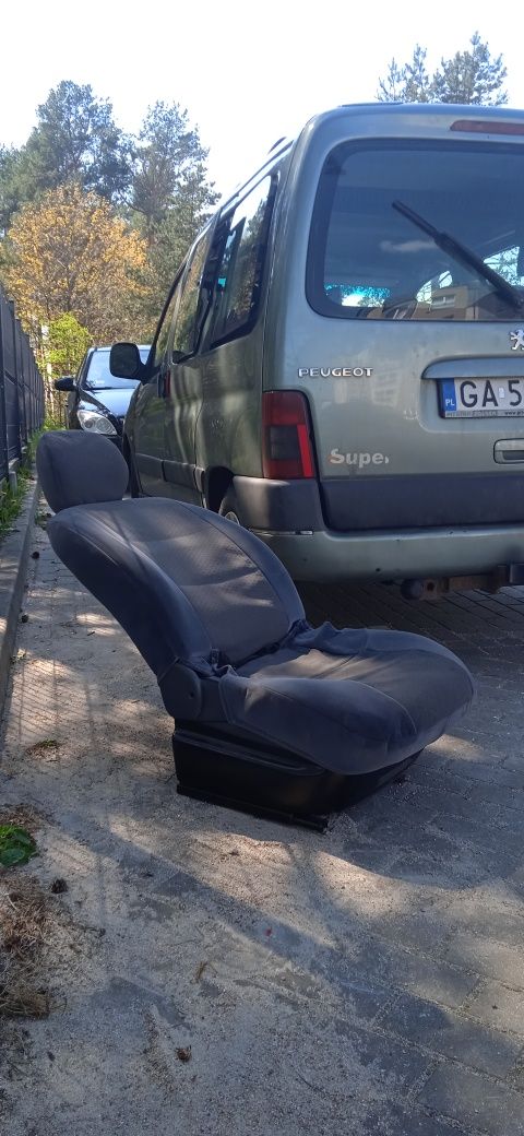 Fotel dla pasażera Peugeot Partner