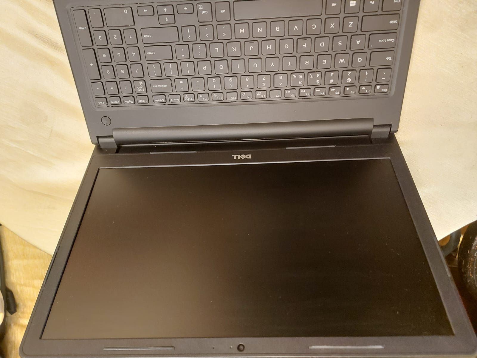 Dell Inspiron 3567