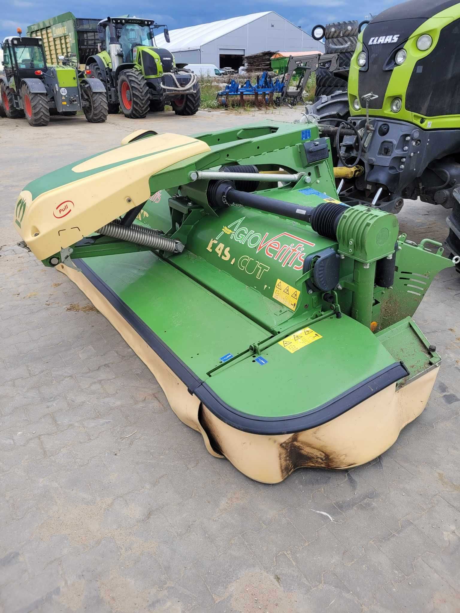 Kosiarka motyl Krone EasyCut B-1000CV Collect+czołowa EasyCut F 320 CV