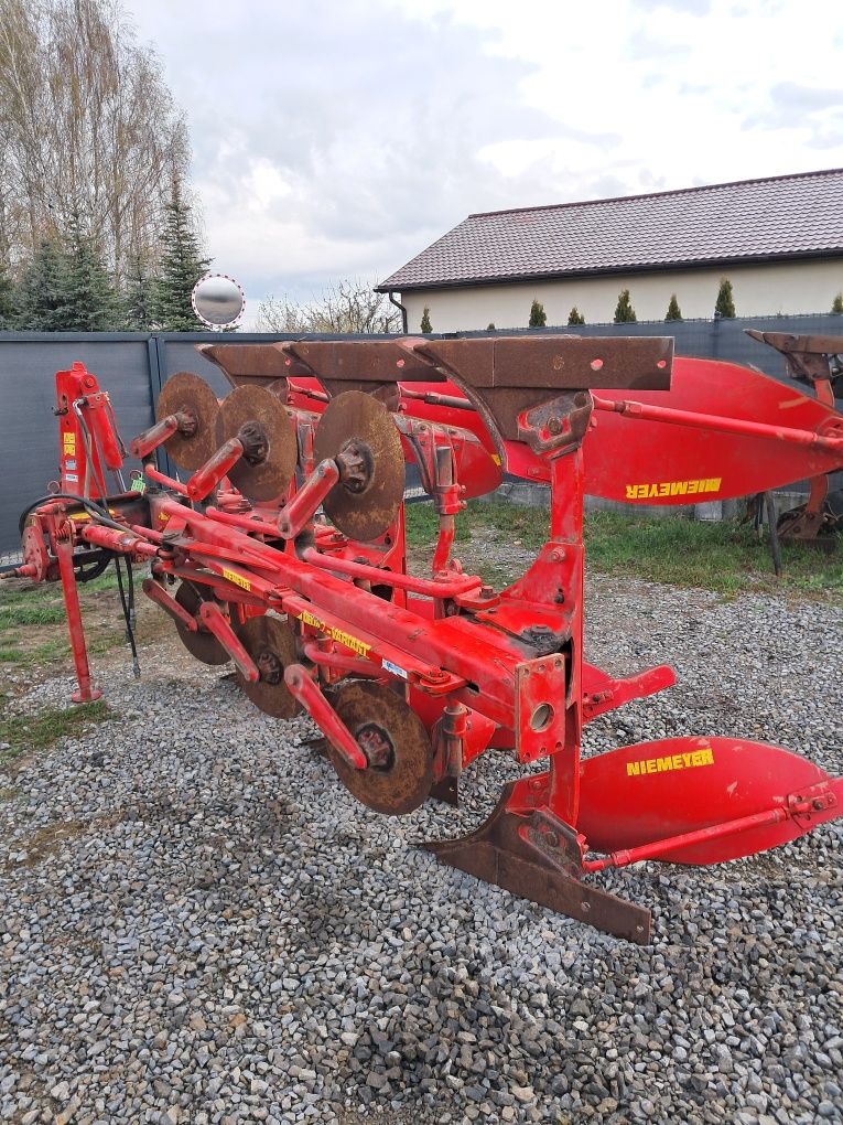 Pług Kverneland  Vario w Orginale EG 85 Overum  Kuhn  Niemeyer