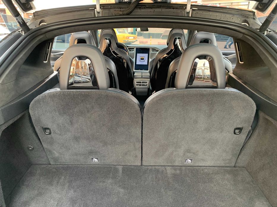 продам Tesla MODEL X 90D целая!