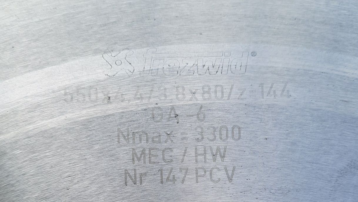 Piła tarczowa HW 550/80/4,4 do aluminium pcv i drewna do krajzygi
