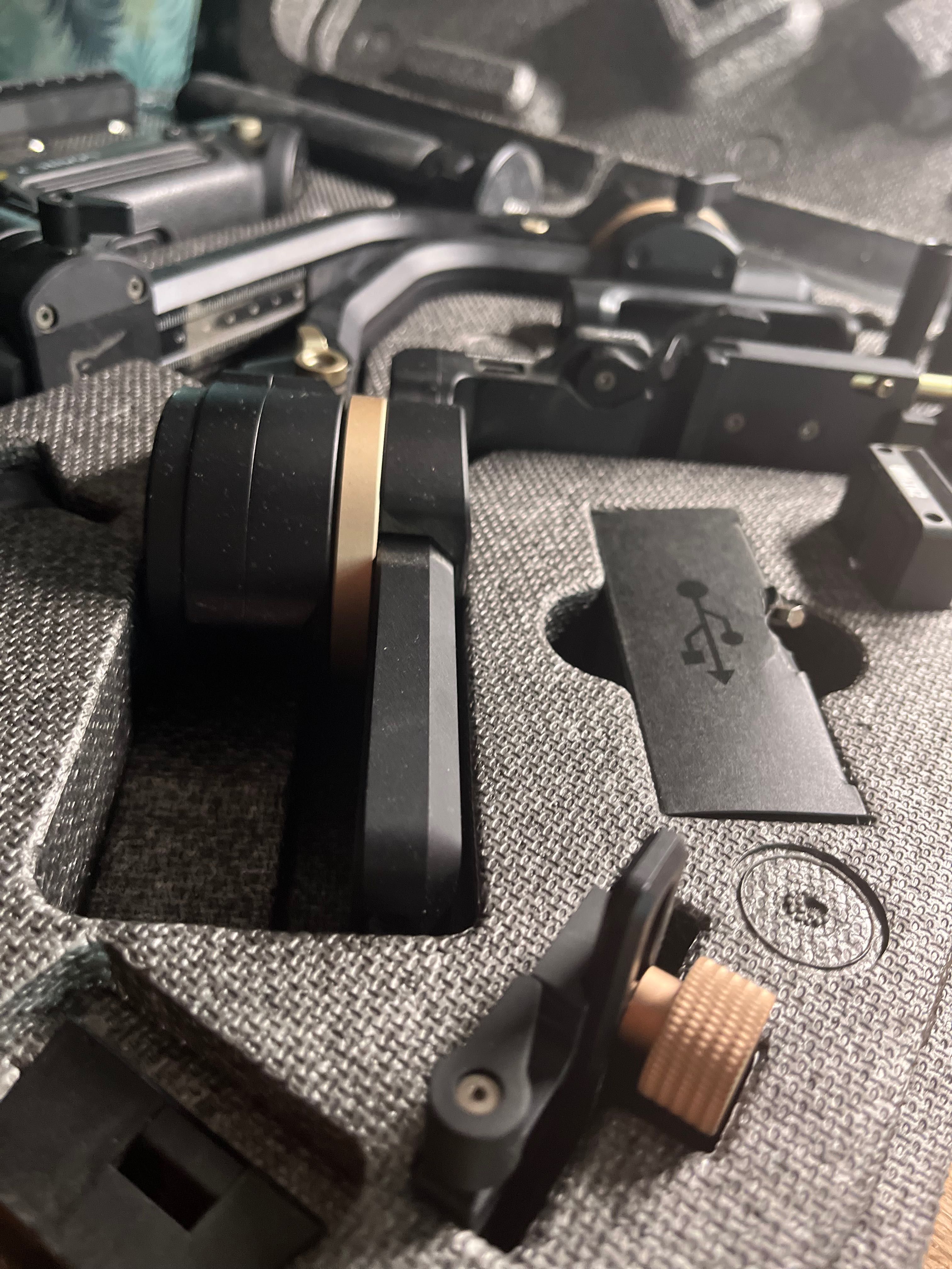 Stabilizator do aparatu Zhiyun Crane 3S
