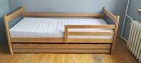 Łóżko dziecięce drewniane z materacem